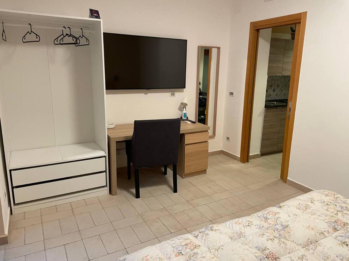 Alex Comfort House Bari Exteriér fotografie